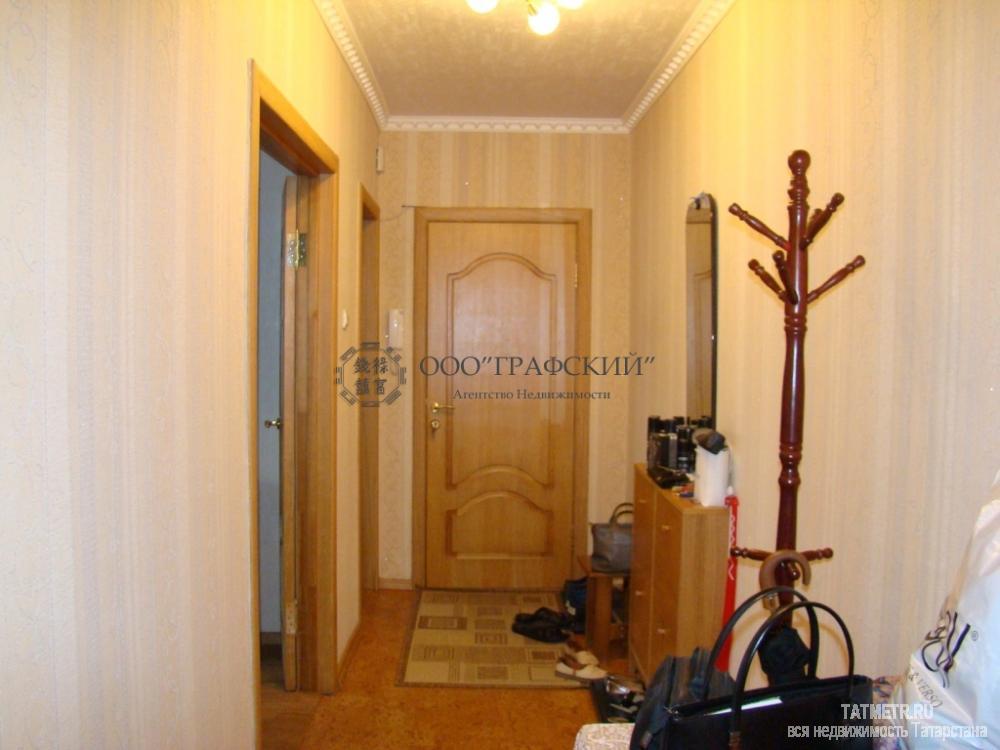 Продажа / Квартиры, Казань, Халезова улица, 3 700 000 Продаем 3-х комнатную квартиру в п. Дербышки на высоком первом этаже 10-ти этажного дома. Квартира чистая и светлая,... - 8