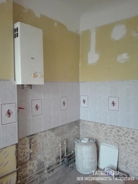 Продажа / Квартиры, Казань, Степана Халтурина улица, 3 060 000 ул. С. Халтурина, 11/10. 2-комн. сталинка на 3/4-эт. кирп. дома, 60/31/12 кв.м. Квартира в черн. отделке (окна... - 6