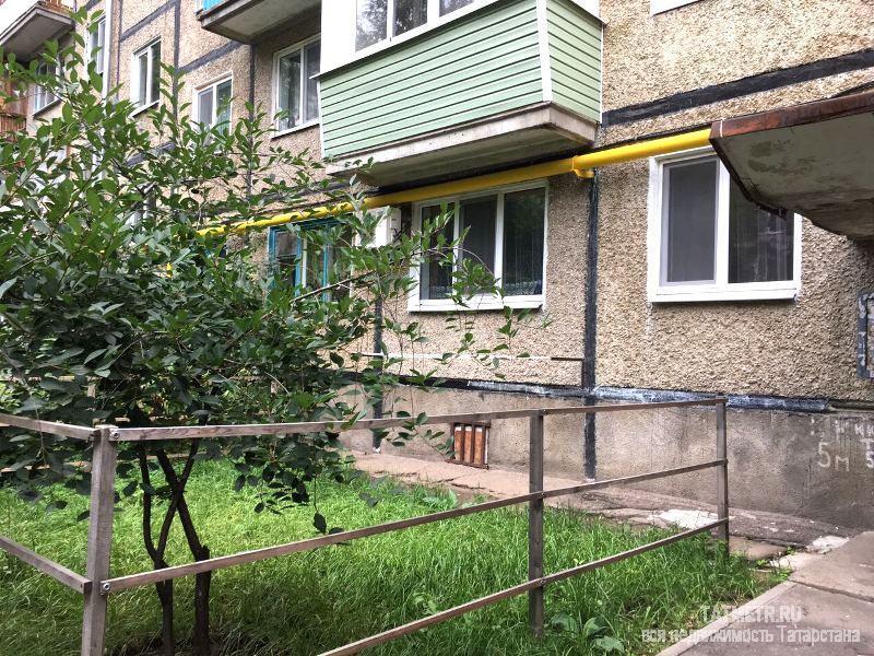 Продажа / Квартиры, Казань, Краснококшайская улица, 2 150 000 ул. Краснококшайская, 172. 1-комн. хрущевка, 1/5-эт. панельн. дома, 30,5/19,1/5,5. Качественный новый ремонт:... - 2