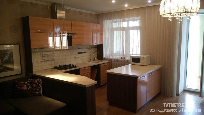 Продажа / Квартиры, Казань, Габдуллы Кариева улица, 6 200 000 ул. Габдуллы Кариева, д.5. ЖК 21 век. 2-комн. улучшенка, 3/10-эт. кирп. дома, 79,2/30/23. Дом полностью кирпичный,... - 2