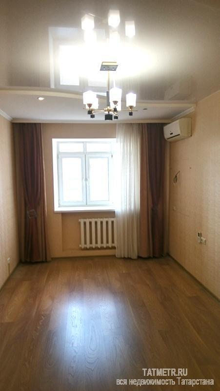 Продажа / Квартиры, Казань, Габдуллы Кариева улица, 6 200 000 ул. Габдуллы Кариева, д.5. ЖК 21 век. 2-комн. улучшенка, 3/10-эт. кирп. дома, 79,2/30/23. Дом полностью кирпичный,... - 5