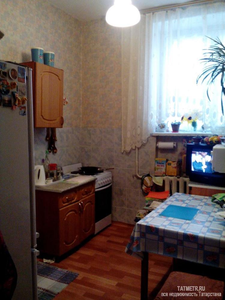 Продажа / Квартиры, Зеленодольск, малая Красная улица, 1 800 000 Продается просторная трехкомнатная квартира в г. Зеленодольске. Квартира в хорошем состоянии, этаж высокий. Санузел... - 5