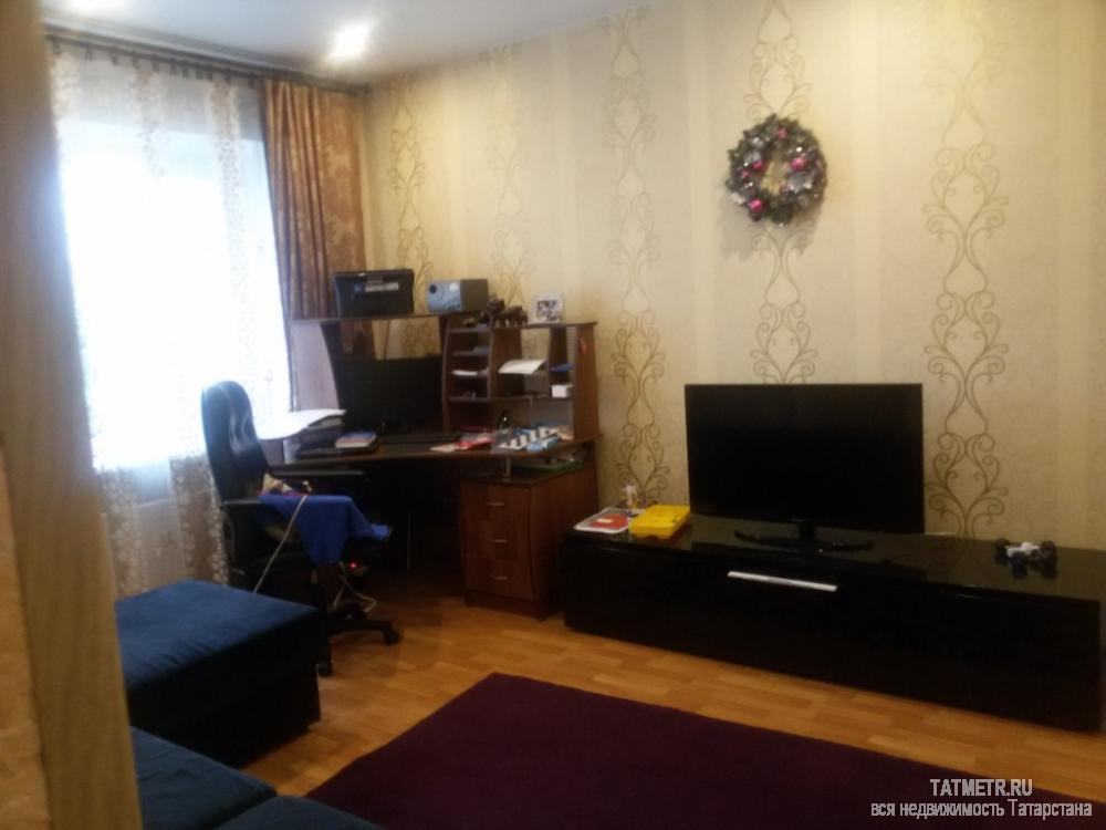 Продажа / Квартиры, Зеленодольск, Карла Маркса улица, 3 070 000 Отличная двух комнатная квартира в самом центре г. Зеленодольск. Светлая, теплая, уютная квартира, окна в пластиковом... - 2