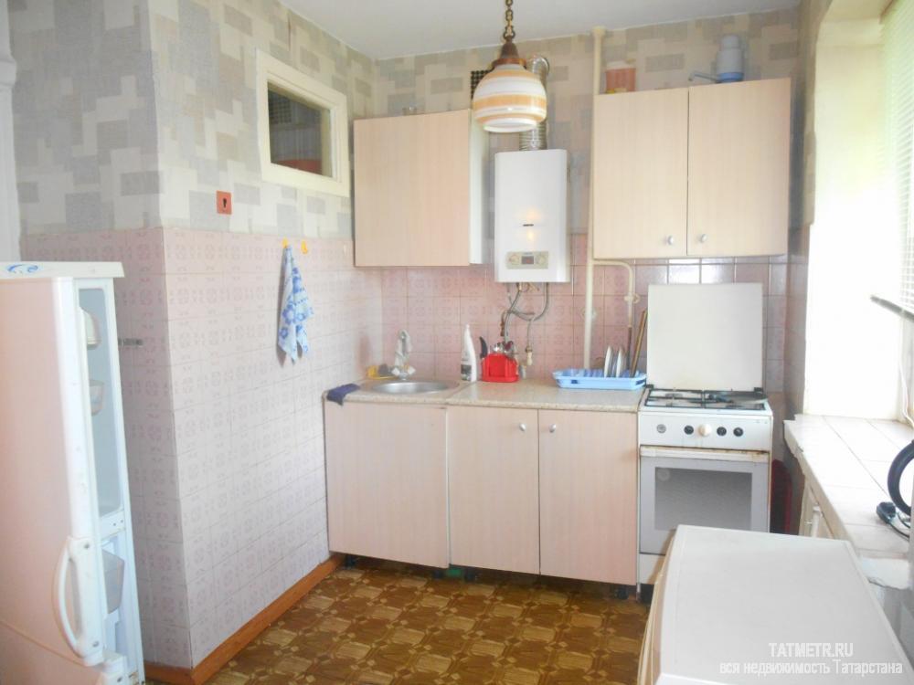 Продажа / Квартиры, Зеленодольск, Гоголя улица, 1 800 000 Отличная квартира в центре города Зеленодольск. Квартира большая, светлая, уютная. Кухня соединена с залом, две... - 7