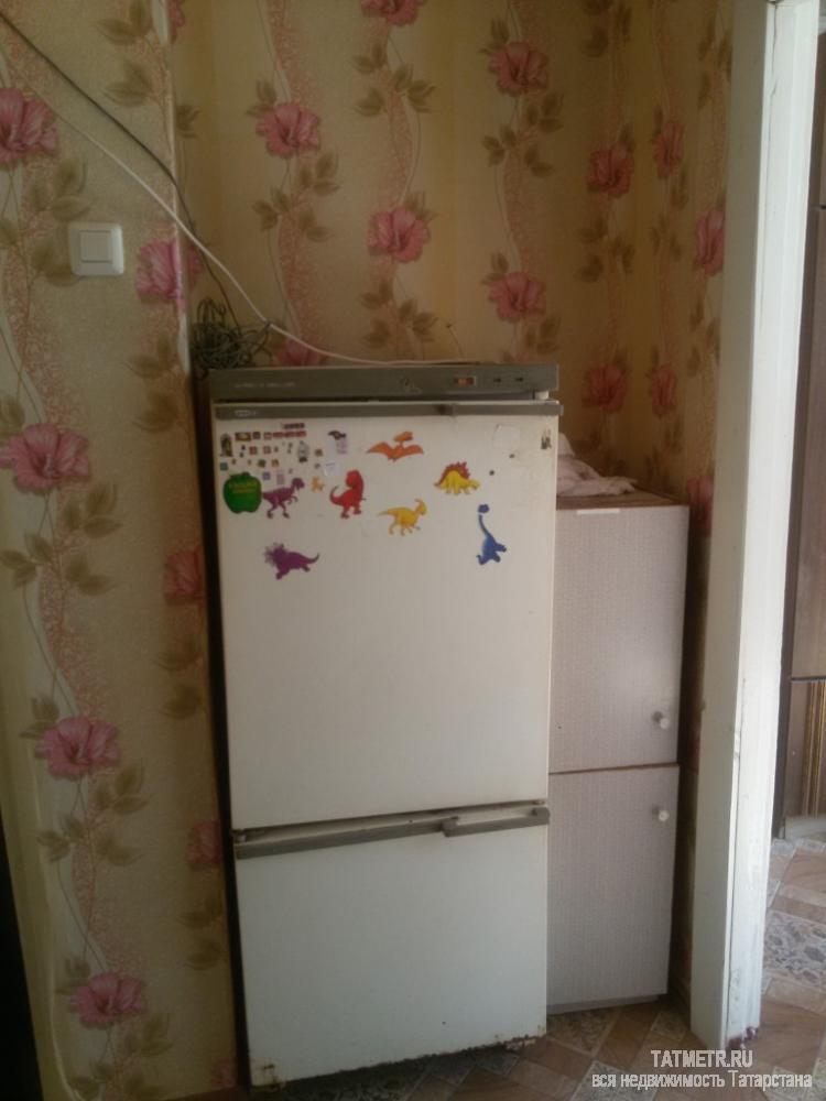 Продажа / Квартиры, Зеленодольск, Паратская улица, 719 000 Замечательная гостинка в г. Зеленодольск. Большая, светлая квартира. Имеется отдельная кухонная зона. Окна... - 4