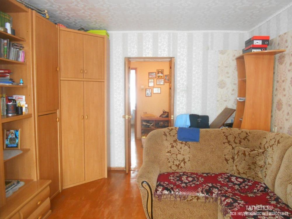 Продажа / Квартиры, Зеленодольск, Дальняя улица, 1 550 000 Отличная, трехкомнатная квартира, расположенная в спокойном районе г. Зеленодольск. Комнаты просторные, уютные в...