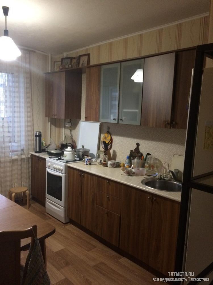 Продажа / Квартиры, Зеленодольск, Комарова улица, 2 500 000 Отличная трехкомнатная квартира в г. Зеленодольск. Квартира просторная, теплая, уютная, светлая. На окнах... - 4