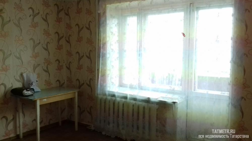 Аренда / Квартиры, Зеленодольск, Тургенева улица, 6 000 Сдается хорошая квартира в г. Зеленодольск. В квартире имеется раскладной диван, детская кроватка, кухонный стол и... - 1