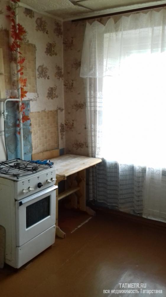 Аренда / Квартиры, Зеленодольск, Тургенева улица, 6 000 Сдается хорошая квартира в г. Зеленодольск. В квартире имеется раскладной диван, детская кроватка, кухонный стол и... - 3