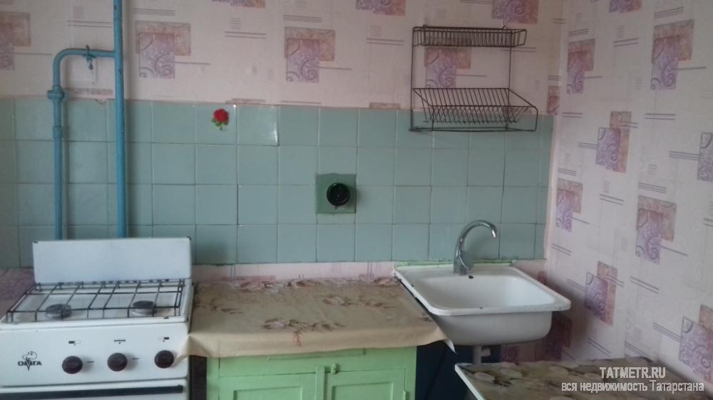 Аренда / Квартиры, Зеленодольск, Королева улица, 5 000 Сдается хорошая квартира в г. Зеленодольск, в центре мкр. Мирный. В квартире имеется кровать, шкаф, телевизор,... - 3