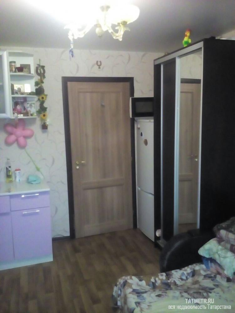 Продажа / Комнаты, Зеленодольск, Комарова улица, 499 000 Шикарная комната в двухкомнатном блоке, в центре мкр. Мирный г. Зеленодольск. Комната с хорошим, качественным... - 1