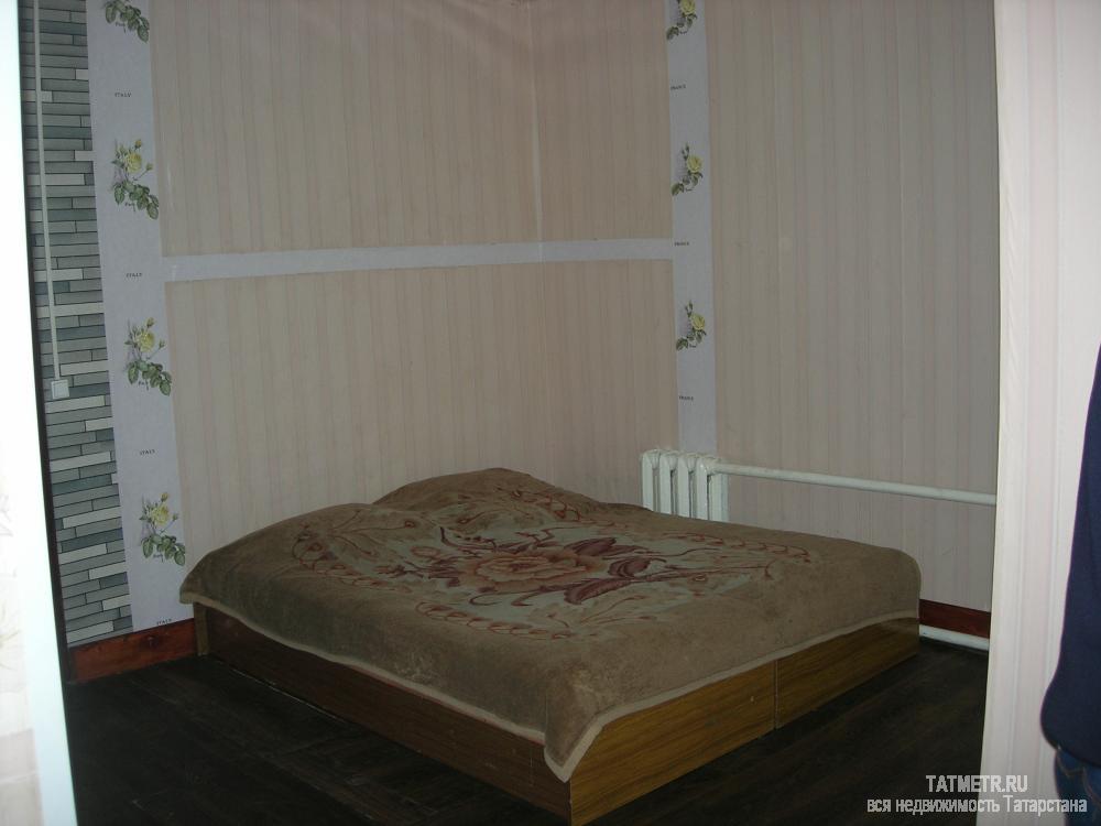 Продажа / Дома и коттеджи, Нижние Вязовые, 40 лет Победы улица, 1 150 000 Замечательный дом в пгт. Нижние Вязовые. В доме три комнаты, просторная кухня и веранда. Комнаты просторные, уютные в... - 2