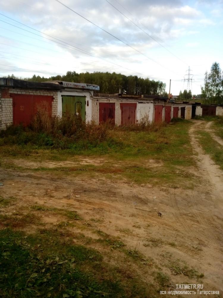 Продажа / Гаражи, Зеленодольск, ГСК Липовый овраг, 250 000 Отличный гараж в мкр. Мирный г. Зеленодольск. Гараж капитальный, кирпичный. Перекрытия ж/б. Ворота высокие (1,8 м)....