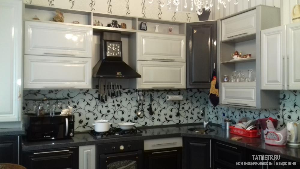 Продажа / Дома и коттеджи, Зеленодольск, Песчаная улица, 9 800 000 Шикарный таунхаус в экологически чистом, элитном районе г. Зеленодольск. Двухэтажный дом, с дизайнерским ремонтом,... - 5