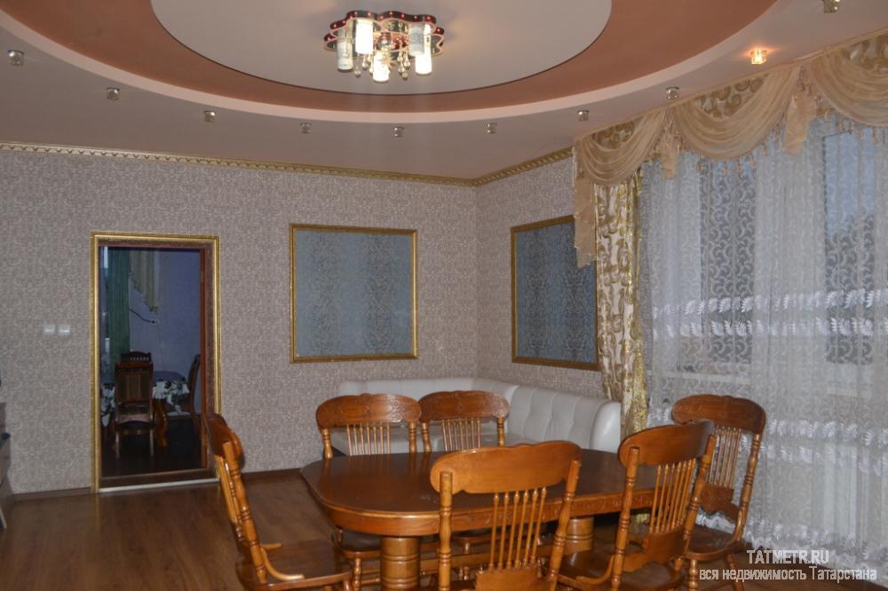 Продажа / Дома и коттеджи, Айша, Кооперативная улица, 3 700 000 Замечательный коттедж в с. Айша. Дом кирпичный в отличном состоянии, 2010 года постройки. В доме имеется гостиная,... - 2