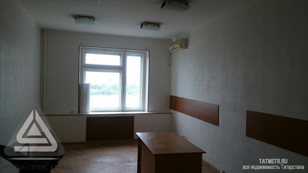 Коммерческая / Аренда / Офисы, Казань, Ахтямова улица, 54 720 Сдается блок-офис с видом на центр города и озеро Кабан по адресу Ахтямова 1. Блок-офис состоит из двух отдельных... - 1