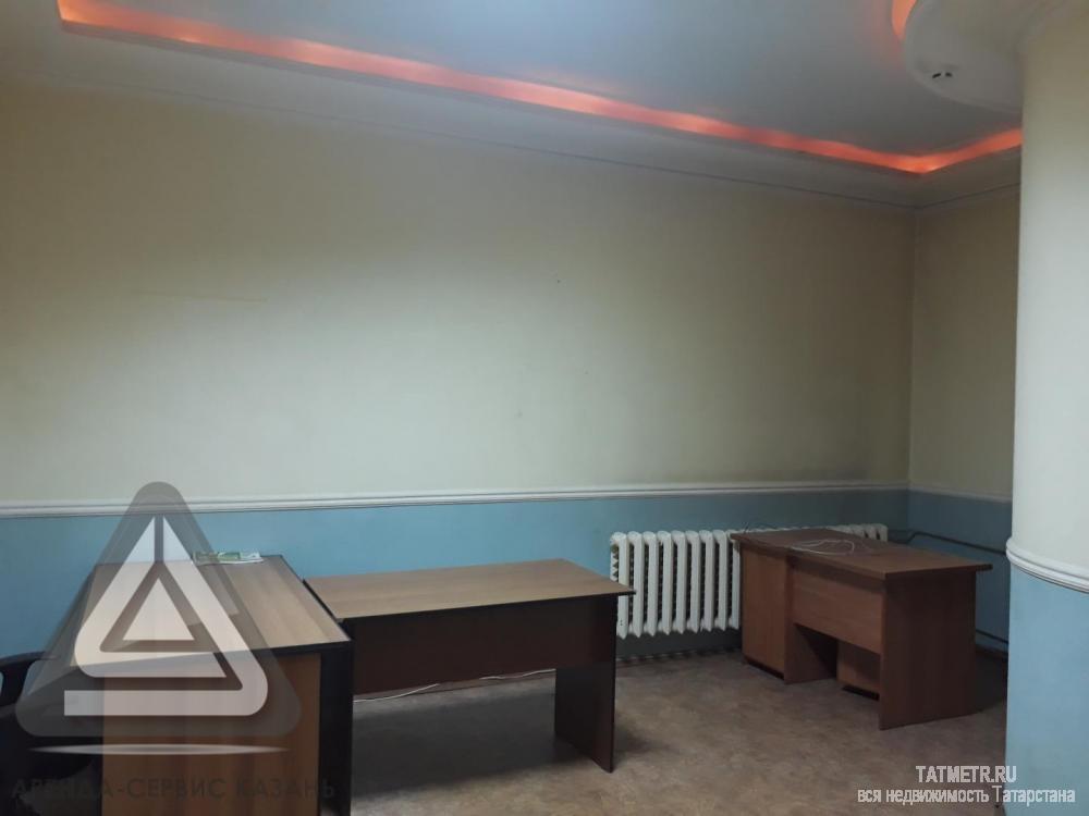 Коммерческая / Аренда / Офисы, Казань, Гастелло улица, 58 100 Предлагается в аренду помещение свободного назначения. 1 этаж. Отдельный вход. Есть пожарный выход. Доступ в... - 9