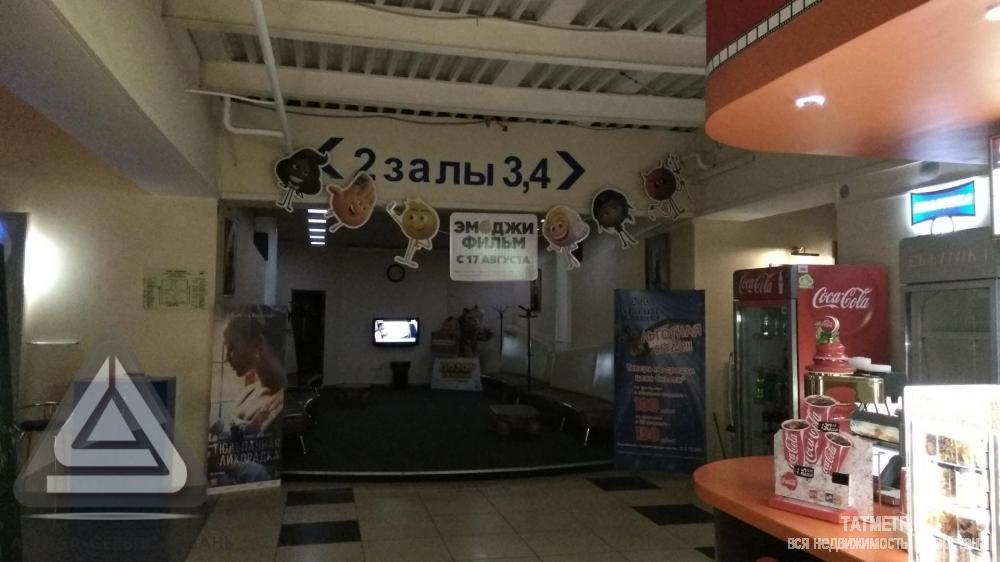 Коммерческая / Продажа / Торговые помещения, Казань, Ямашева проспект, 1 400 000 Предлагается в аренду торговая площадь в ТЦ 'XL'. 5 Этаж. На этаже: Фудкорт и кинотеатр. Есть возможность сделать... - 4
