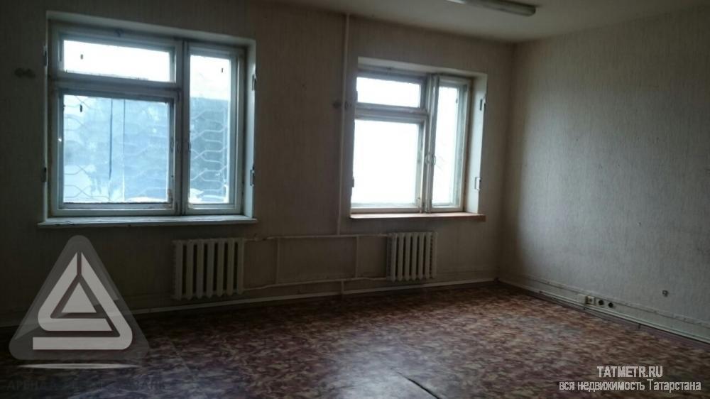 Коммерческая / Аренда / Офисы, Казань, Ахтямова улица, 29 640 Предлагаем в аренду помещение под офис. Хороший вид из окон на озеро кабан. Центр города 30-40 паковочных мест... - 1