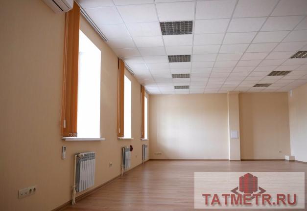 Коммерческая / Аренда / Офисы, Казань, Кул Гали улица, 60 500 Сдается в аренду нежилое помещение общего назначения в ЖК «Изумрудный город» (Приволжский район). Площадь помещения...