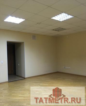 Коммерческая / Аренда / Офисы, Казань, Хусаина Мавлютова улица, 55 480 Сдам офисное помещение 146 кв.м. в многонаселенном жилом районе. Помещение находится на цокольном этаже много...