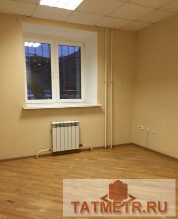 Коммерческая / Аренда / Офисы, Казань, Хусаина Мавлютова улица, 55 480 Сдам офисное помещение 146 кв.м. в многонаселенном жилом районе. Помещение находится на цокольном этаже много... - 1