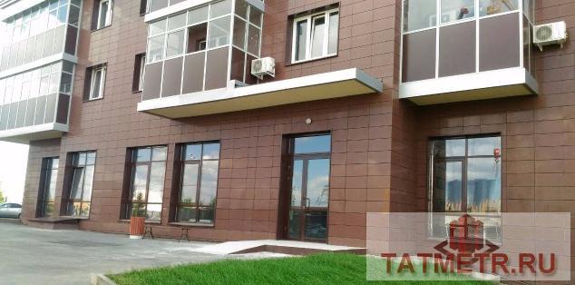 Коммерческая / Аренда / Офисы, Казань, Альберта Камалеева проспект, 94 000 Сдам помещение свободного назначения 104 кв.м. в Ж.К. 21 век (2 очередь), на первом этаже жилого дома с отдельным... - 1