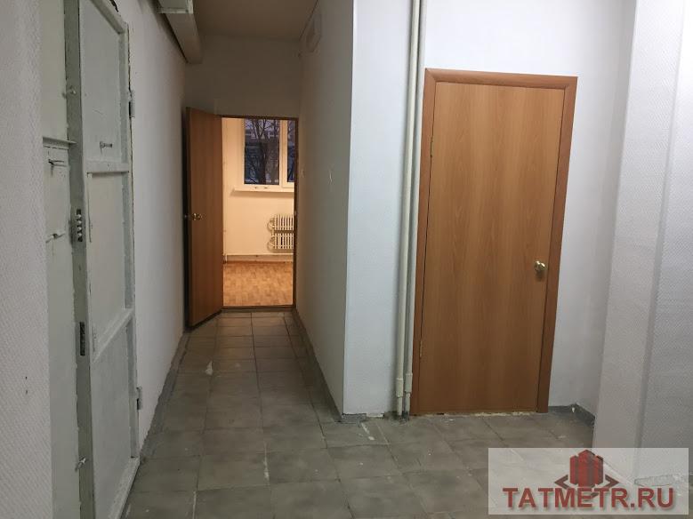 Коммерческая / Аренда / Офисы, Казань, Академика Глушко улица, 38 250 Сдается 85кв., вход со двора общий с ломбардом, помещение состоит из 6 комнат, в каждой из этих комнат проведена... - 1