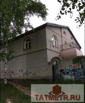 Продажа / Дома и коттеджи, Казань, Куземетьевская улица, 35 000 000 Жилой добротный дом,1998 года постройки,проверенный годами! 1-я береговая р.Волга, прилегает к дому березовая роща и... - 2