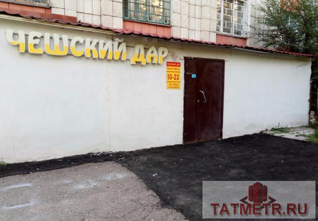Коммерческая / Аренда / Торговые помещения, Казань, Маршала Чуйкова улица, 27 000 Сдается помещение с отдельным входом на первой линии, общей площадью 50 кв.м. (2 комнаты, тамбурная с дополнительными... - 2