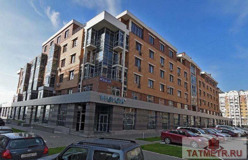 Коммерческая / Продажа / Офисы, Казань, Чистопольская улица, 48 840 000 Помещение в ЖК Панорма на втором этаже, с хорошим ремонтом. Из окон открывается красивый вид на р. Казанку. Есть...