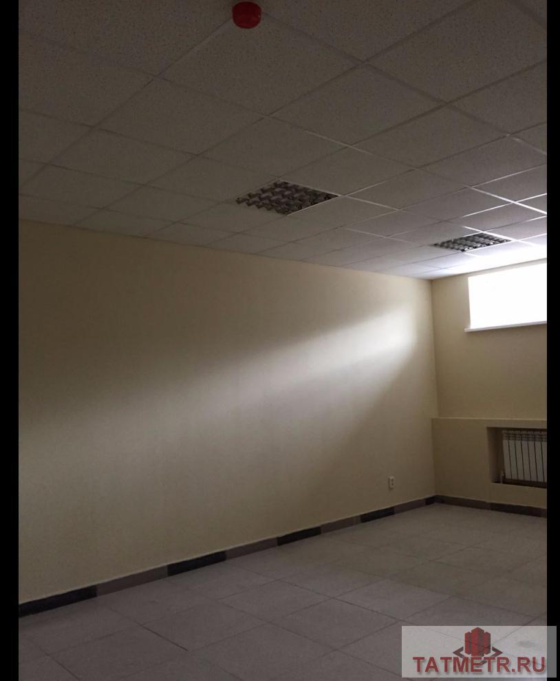 Коммерческая / Аренда / Офисы, Казань, Гвардейская улица, 28 350 Предлагается в аренду офис в Новом Бизнес центре на Гвардейской 54И. В офисе выполнен свежий ремонт. На этаже имеются... - 1