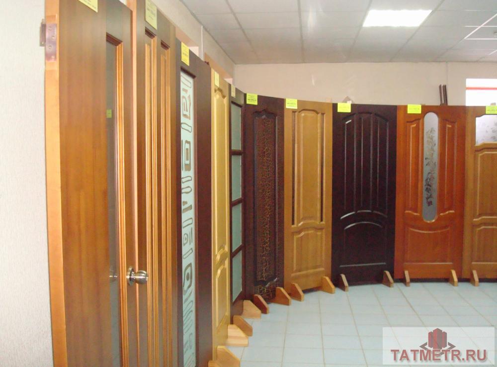 Коммерческая / Аренда / Торговые помещения, Казань, Мусина улица, 35 000 Сдается помещение 45кв.м. с отд. входом. Соседнее помещение занимает бар. Ориентир: Если корзинку обойти с Лева не... - 1