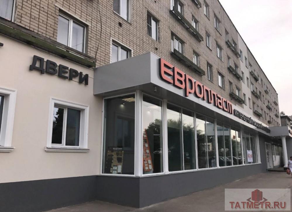 Коммерческая / Аренда / Торговые помещения, Казань, Аделя Кутуя улица, 80 000 Сдадим просторное,светлое помещение(продажу не рассматриваем, сзается только 1 помещение из всего салона) с...