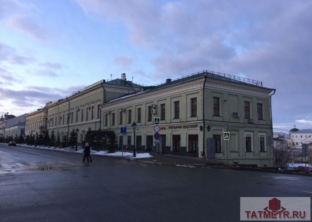 Коммерческая / Продажа / Офисы, Казань, Кремлевская улица, 21 400 000 Угловое помещение на 1 этаже в 2х этажном административном здании на пересечении улиц Кремлевская и Чернышевского....