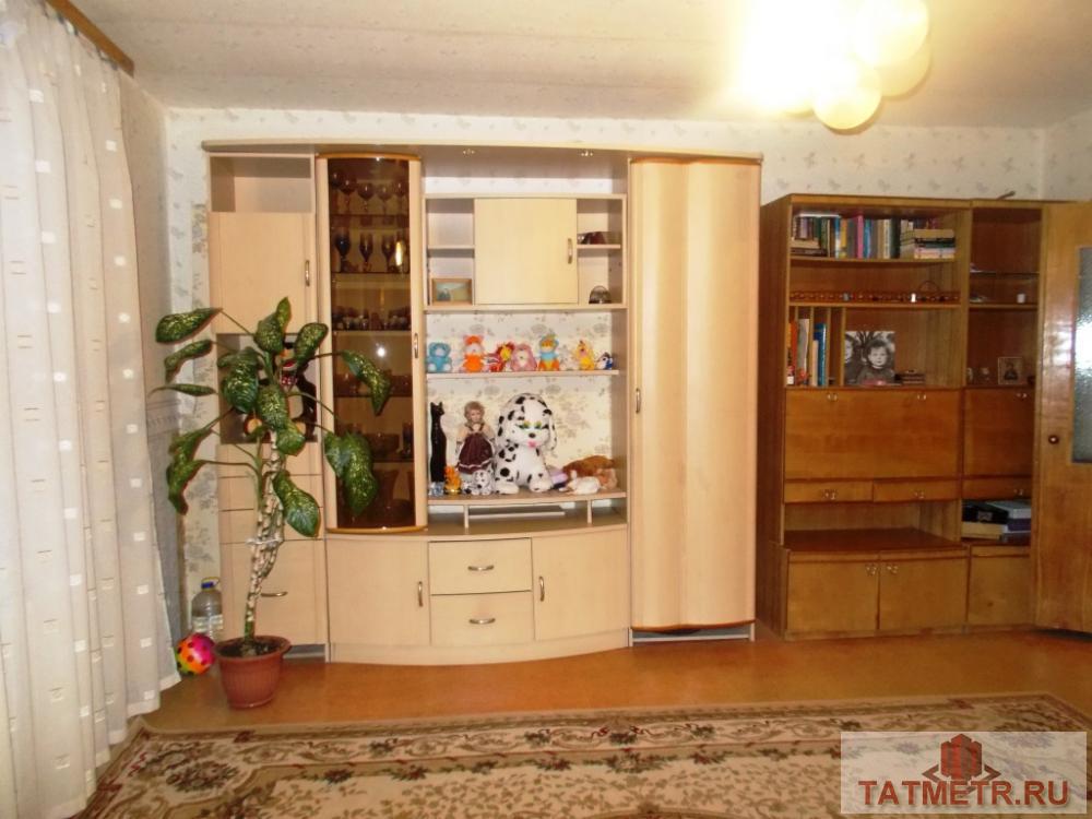 Продажа / Квартиры, Зеленодольск, Ленина улица, 2 760 000 Продаю в городе 3-комнатную квартиру в хорошем состояние на среднем этаже, окна пластиковые,с/узел раздельный в...