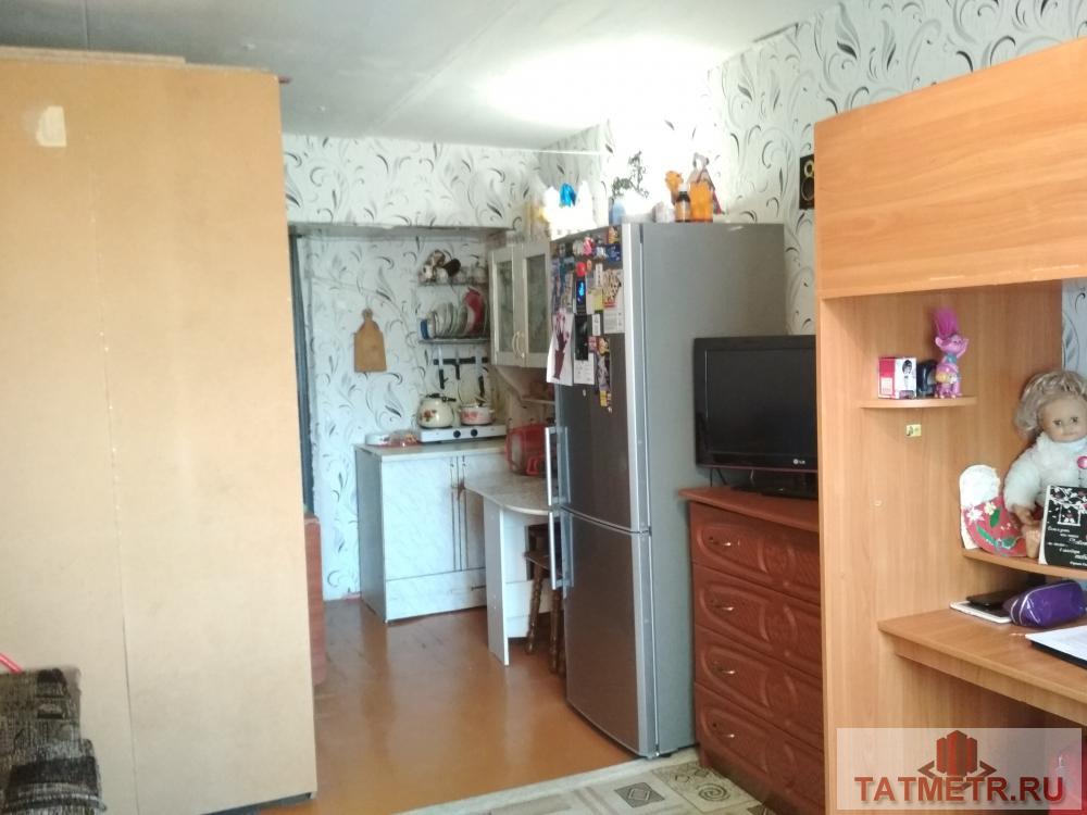 Продажа / Комнаты, Зеленодольск, Тургенева улица, 500 000 Зеленодольск, город, ул. Тургенева, д.60. Большая уютная комната (19 кв.м.) на 3-м этаже в хорошем состоянии. Окна... - 2