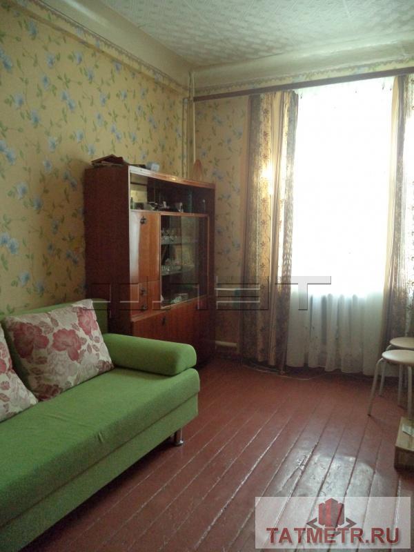 Продажа / Комнаты, Казань, Чапаева улица, 750 000 Продается комната 17 м² на 1 этаже 2 этажного кирпичного дома по ул. Чапаева, 15. Просторная комната в 2-х комнатной... - 2