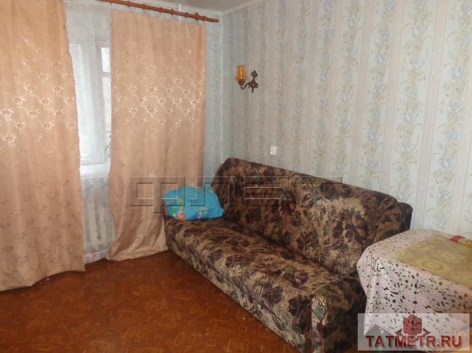 Продажа / Комнаты, Казань, Солидарности улица, 690 000 Продается комната в бывшем общежитии блочного типа 1979 года постройки, расположенная на 2 этаже 9тиэтажного... - 2