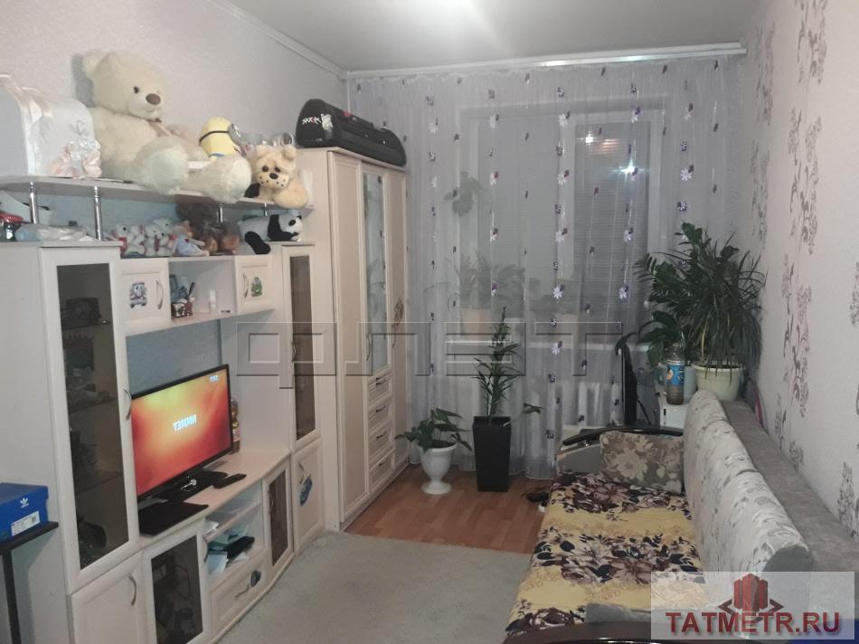 Продажа / Комнаты, Казань, 25 Октября улица, 840 000 Внимание! Продается отличная, уютная, теплая комната с очень хорошим ремонтом. Натяжные потолки, пластиковое окно,...