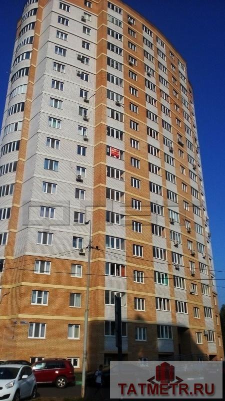 Московский район, ул. Декабристов 89Б. Продается светлая, теплая  2-комнатная квартира в шаговой близости от Тандема...