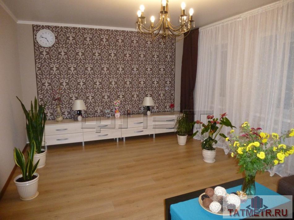 Продажа / Дома и коттеджи, Казань, Собинова улица, 5 800 000 Авиастроительный район, пос. Северный, ул.Собинова. Продается двух этажный кирпичный дом 154 кв.м. На первом этаже... - 1
