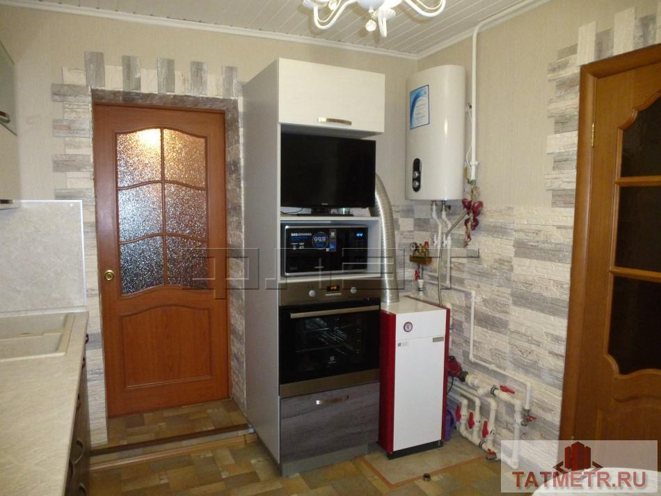 Продажа / Дома и коттеджи, Казань, Собинова улица, 5 800 000 Авиастроительный район, пос. Северный, ул.Собинова. Продается двух этажный кирпичный дом 154 кв.м. На первом этаже... - 4