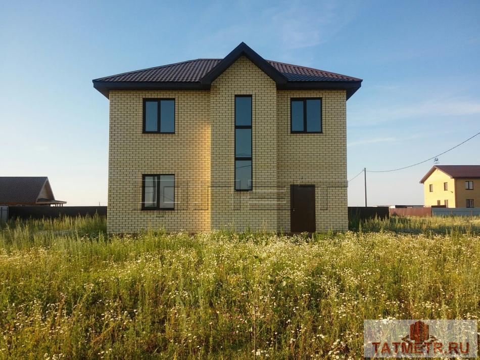 Продажа / Дома и коттеджи, Лаишево, Ореховая улица, 2 790 000 Продается добротный просторный 2 этажный кирпичный дом в коттеджном поселке Умырзая на участке 7, 76 сотки. Год...
