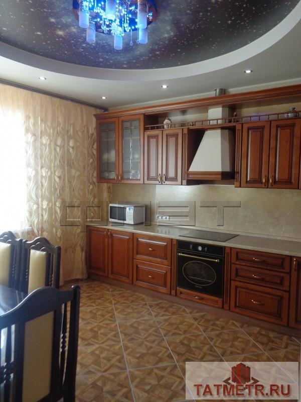 Продажа / Дома и коттеджи, Казань, Крутая улица, 15 500 000 Продается великолепный 2-хэтажный дом 250 кв.м. в п.Большие Клыки в черте г.Казани на участке 8 соток. Дом построен... - 11