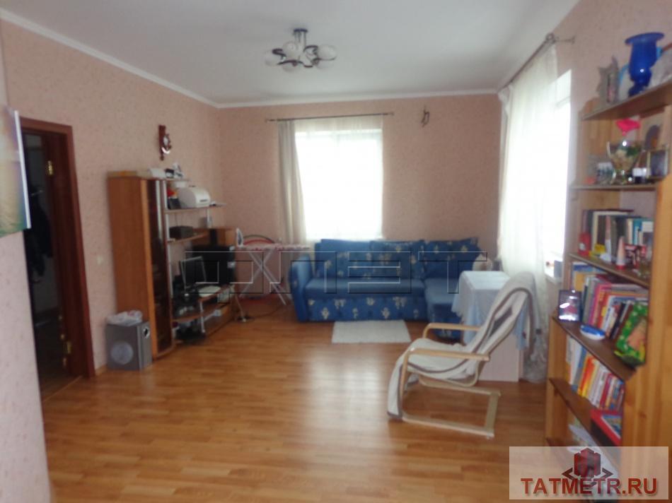 Продажа / Дома и коттеджи, Казань, Ноксинская улица (Константиновка), 5 600 000 Продается дом 170кв.м на 4 сотках земли в поселке Константиновка. В доме хороший ремонт, остается кухонный гарнитур,... - 3