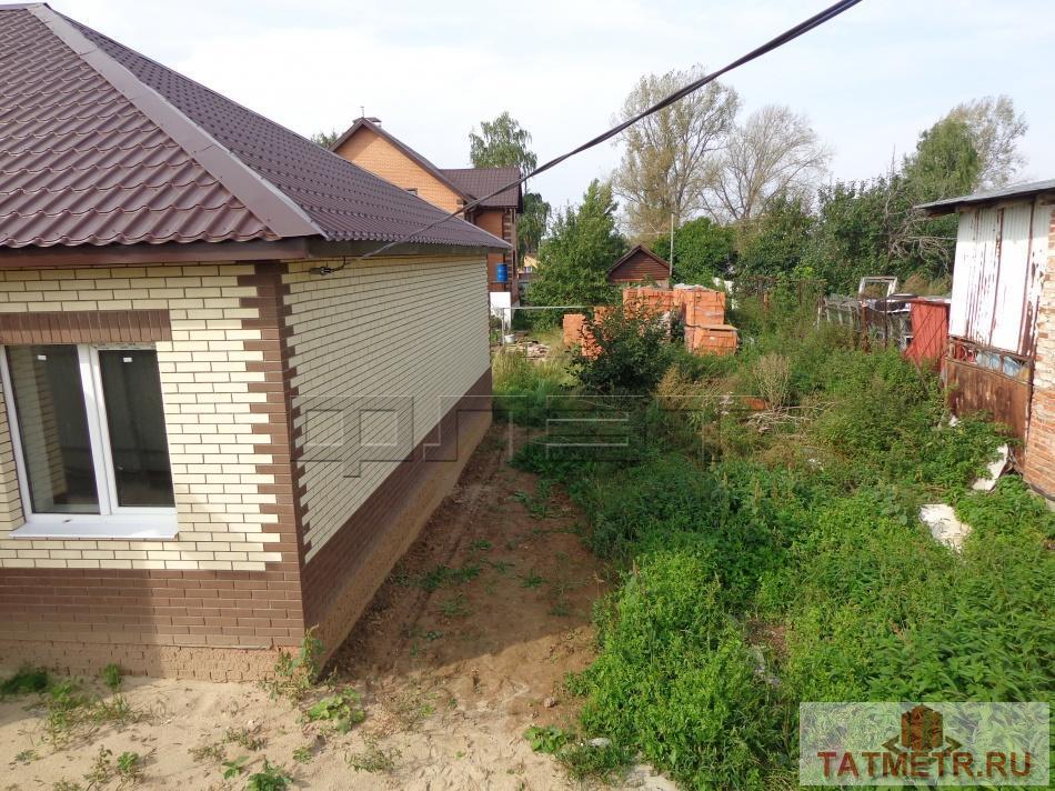 Продажа / Дома и коттеджи, Казань, Земляничная 1 улица-я, 4 400 000 Предлагаем вам компактный и красивый 1этажный дом 110кв.м на 5 сотках земли в поселке Мирный. Дом построен из... - 1