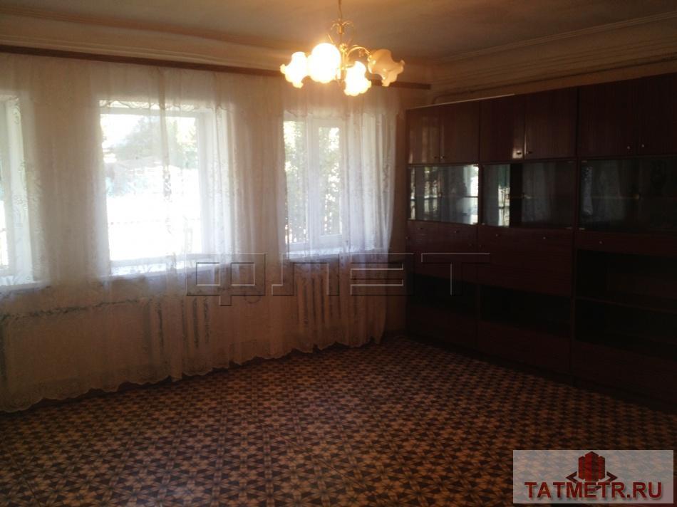 Продажа / Дома и коттеджи, Казань, Воронихина улица, 3 150 000 Продается просторный теплый кирпичный дом, построенный крепкими надежными руками, в Авиастроительном районе общей... - 2