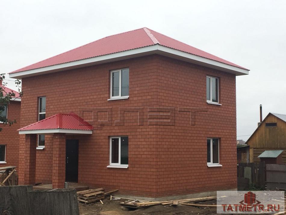 Продажа / Дома и коттеджи, Казань, Оренбургский тракт, 3 800 000 В Лаишевском районе РТ, в селе Столбище (в 10 км от города) продается двухэтажный кирпичный дом. Все коммуникации...