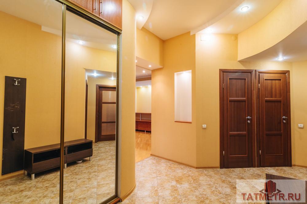Продажа / Квартиры, Казань, Япеева улица, 9 800 000 Продам 3-х комнатную квартиру улучшенной планировки в самом центре города Казани в кирпичном доме повышенной... - 1